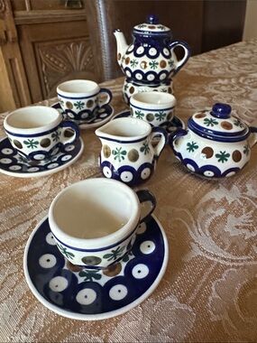 Rare vintage Miniature Polish Pottery Tea Set - 14 pc Cergor Bunzlau Naumburg